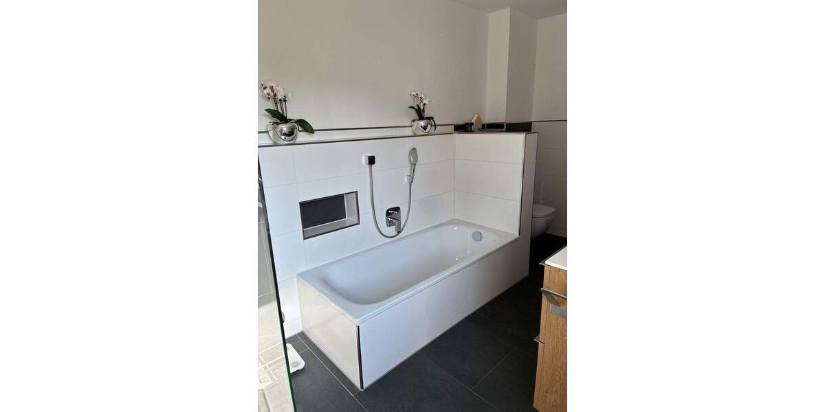 Etagenwohnung Frankfurt Am Main Schwanheim - 4 Zimmer, 129 m&sup2;, 699.000&euro; | Angebot:25043219