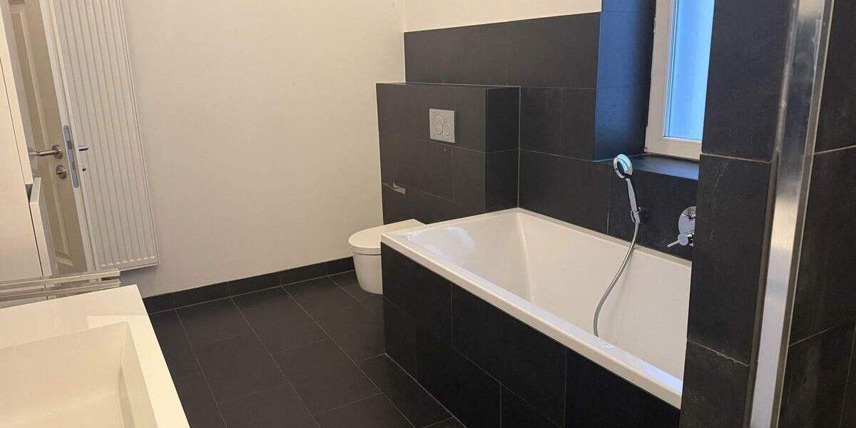 Saniertes Stadthaus FFM-Höchst-Nähe Bahnhof 4 zimmer