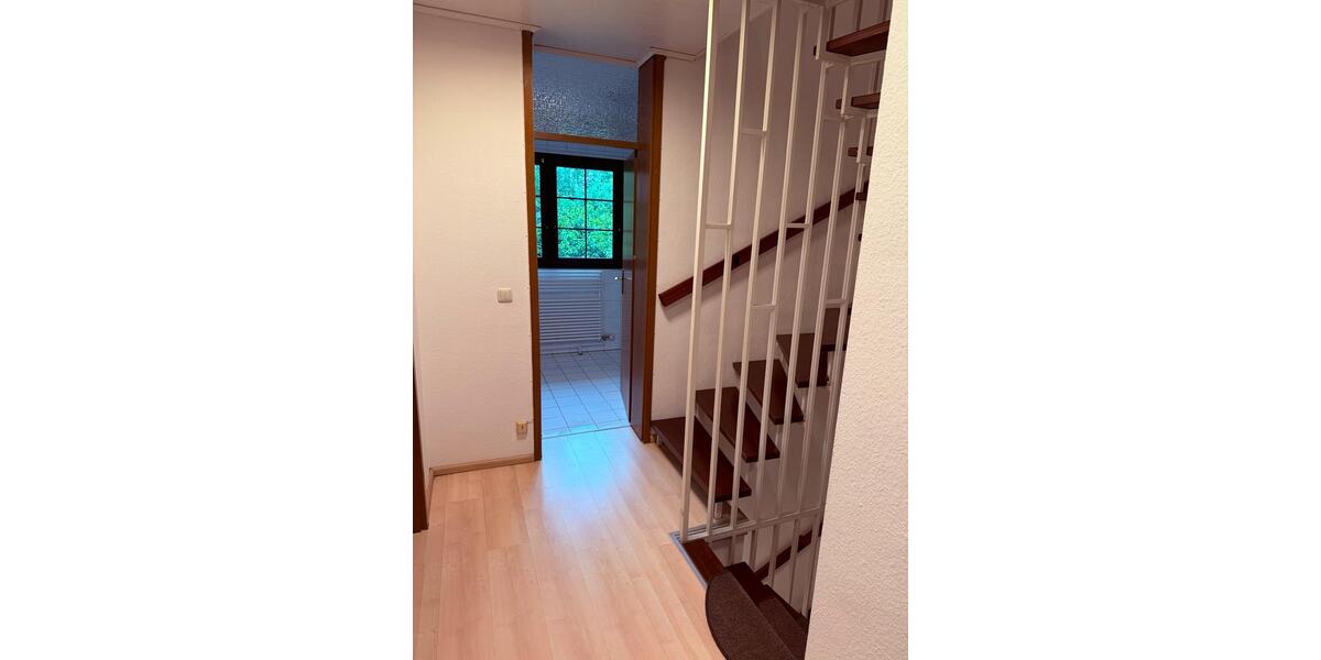 Reihenhaus Frankfurt am Main Oberrad - 6 Zimmer, 155 m&sup2;, 2.500&euro; | Angebot:26594364