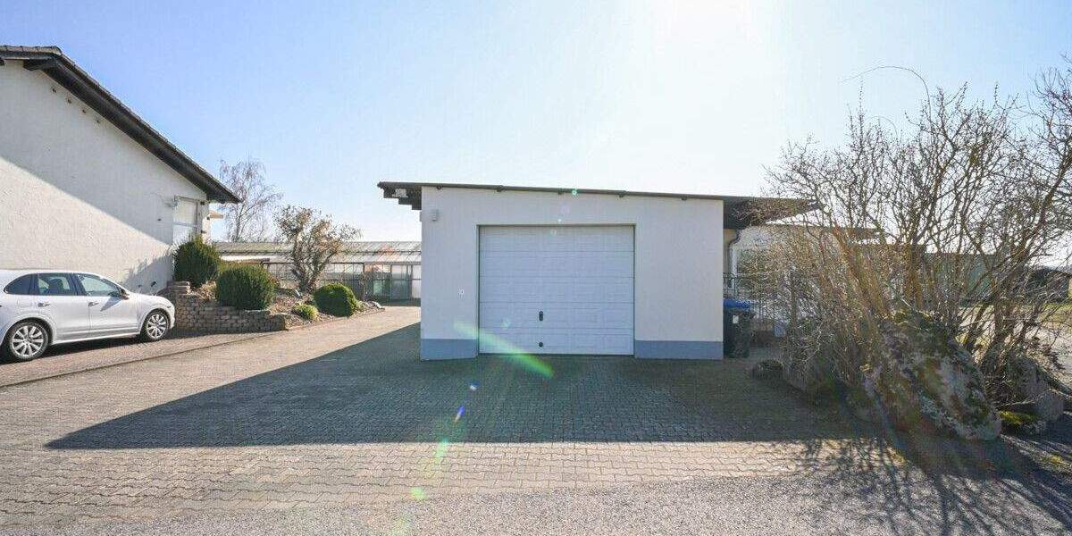 Einfamilienhaus Babenhausen Sickenhofen - 6 Zimmer, 252 m&sup2;, 1.250.000&euro; | Angebot:25693355