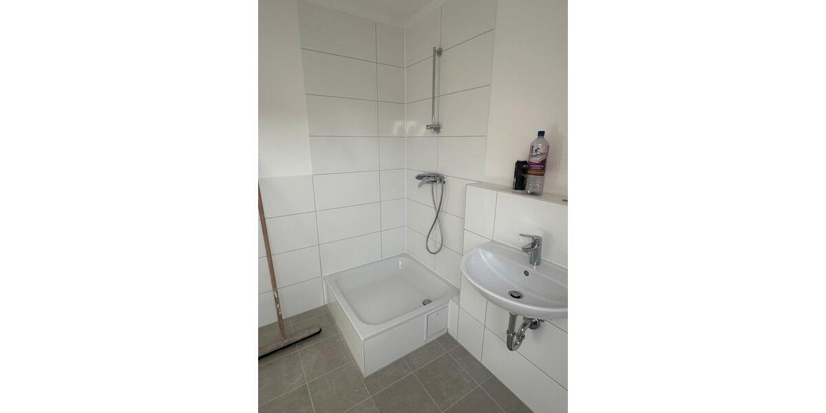 Dachgeschoßwohnung Flörsheim am Main - 2 Zimmer, 65 m&sup2;, 1.200&euro; | Angebot:25379370