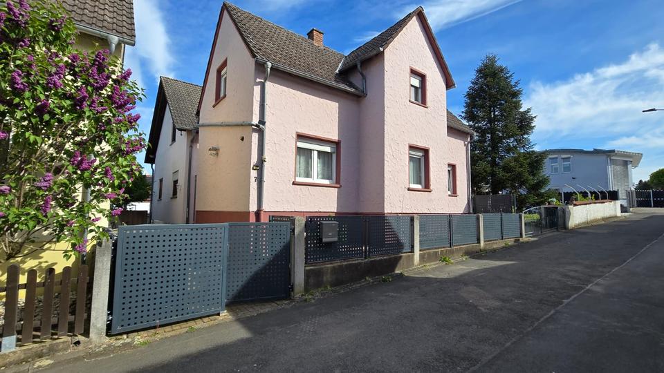 Mehrfamilienhaus, Wohnhaus Nidderau - 8.5 Zimmer, 215 m&sup2;, 600.000&euro; | Angebot:26944564