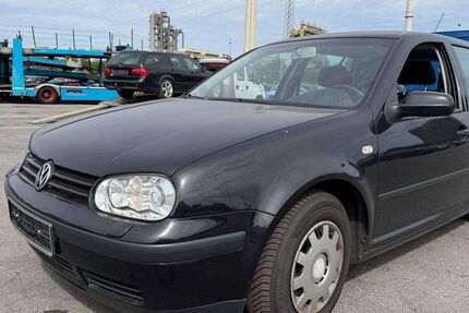 VW Golf 90.000 km 5.100 &euro; Eppstein 65817