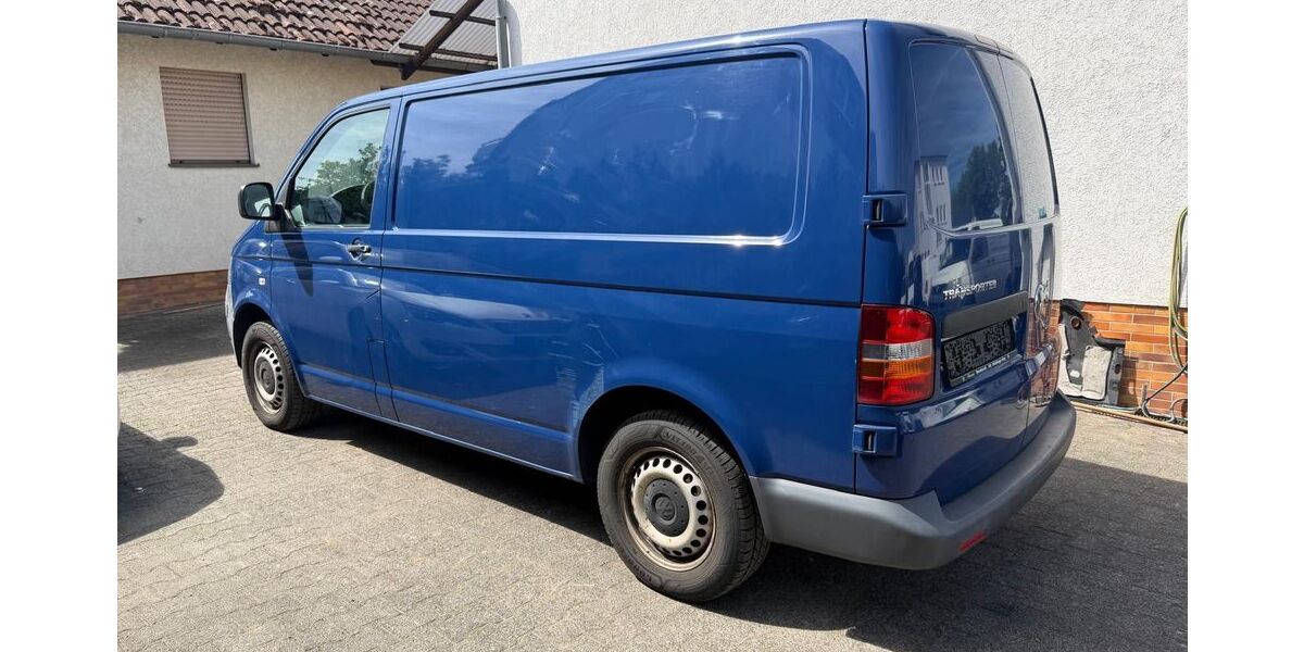 VW T5 Transporter 173.000 km 6.700 &euro; Heusenstamm 63150