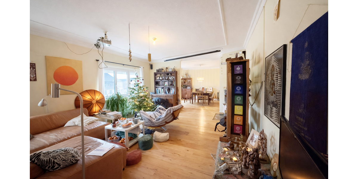 Frankfurt-Dornbusch: Schöne 4,5 Zimmerwohnung mit Balkon in beliebter Wohnlage! - Etagenwohnung Frankfurt am Main Mitte-Nord | Angebot:24257618