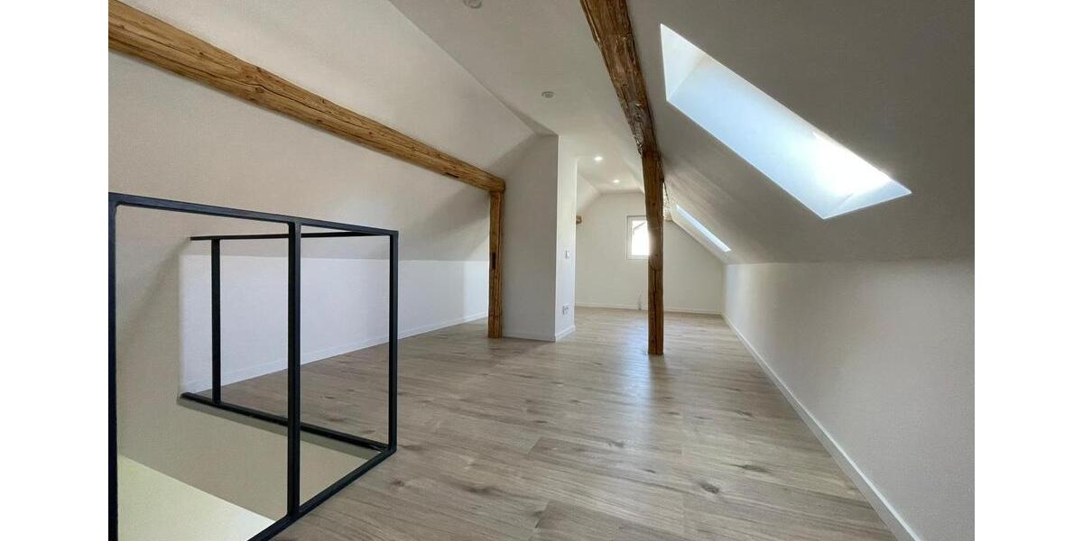 Modernes saniertes 3-stöckiges Haus (170 m²) in Hammersbach 6 zimmer