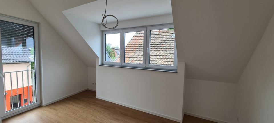 Dachgeschoßwohnung Frankfurt am Main Ginnheim - 2 Zimmer, 57 m&sup2;, 1.165&euro; | Angebot:25648822