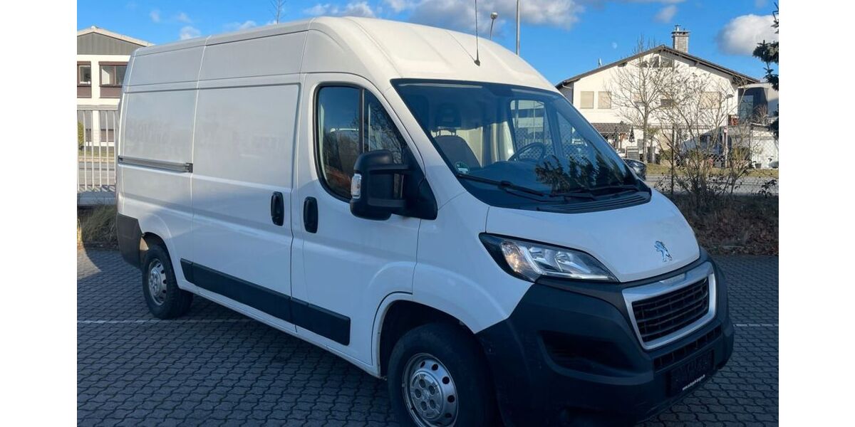 Peugeot Boxer 68.500 km 21.980 &euro; Langen 63225