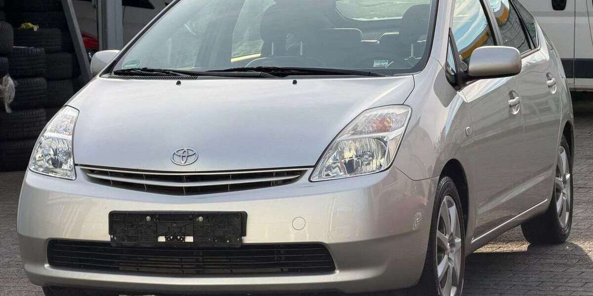 Toyota Prius 69.055 km 5.999 &euro; Offenbach 63075