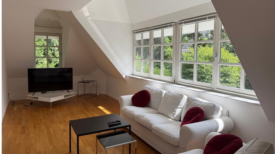 Etagenwohnung Bad Homburg vor der Höhe Gonzenheim - 3 Zimmer, 130 m&sup2;, 2.200&euro; | Angebot:26232519