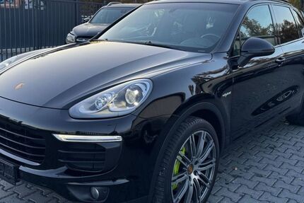 Porsche Cayenne 182.000 km 32.500 &euro; Rüsselsheim 65428