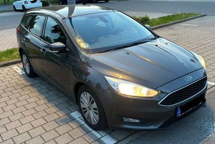 Ford Focus 222.222 km 5.800 &euro; Rodgau 63110