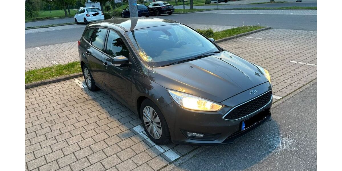 Ford Focus 222.222 km 5.800 &euro; Rodgau 63110