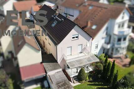 Haus zum Kaufen in Egelsbach 795.000 € 330 m² 12 zimmer