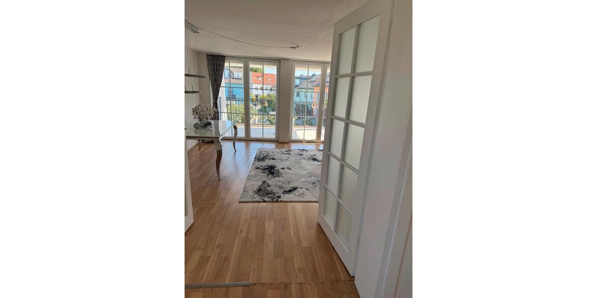 Etagenwohnung Frankfurt am Main Sachsenhausen Süd - 3 Zimmer, 100 m&sup2;, 1.700&euro; | Angebot:26096702