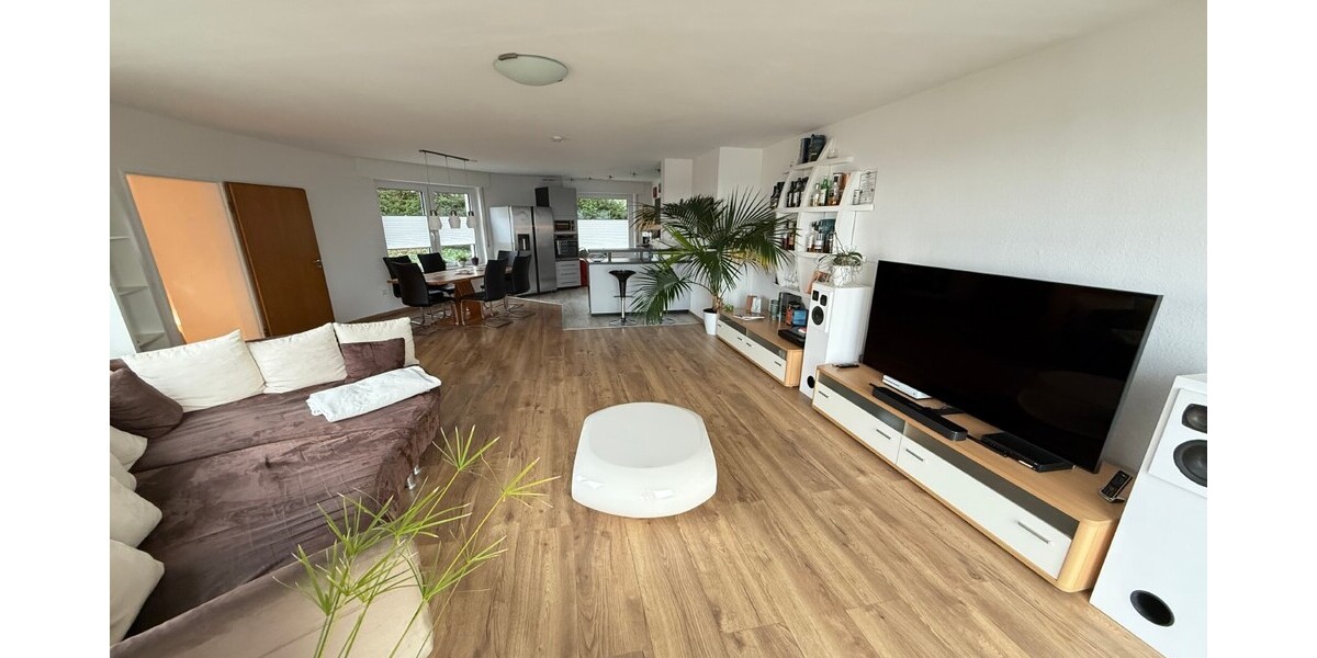 Glashütten: Einzigartiges Architektenhaus am Sonnenhang mit beeindruckendem Fernblick. - Doppelhaushälfte Glashütten | Angebot:26190652