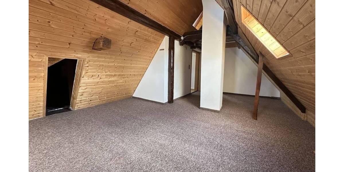 Idyllisches Wohnen mitten in Hofheim-Marxheim! 7 zimmer