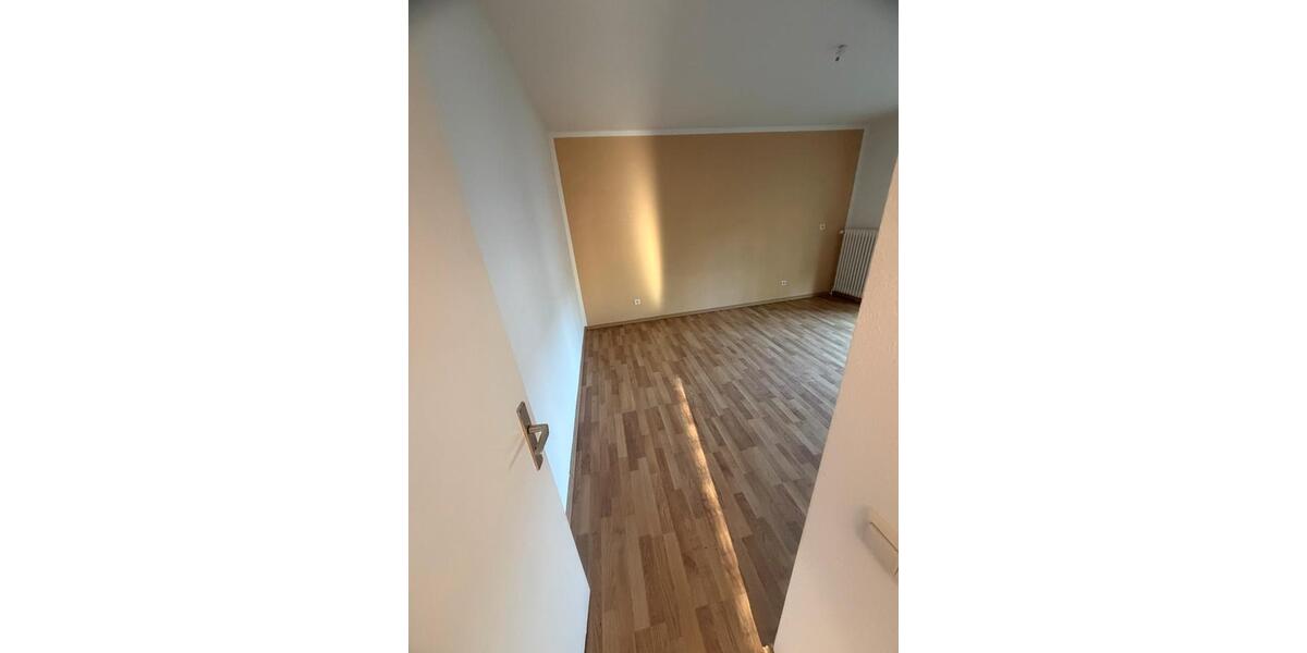 Etagenwohnung Hanau Lamboy - 3 Zimmer, 87 m&sup2;, 1.350&euro; | Angebot:26302628