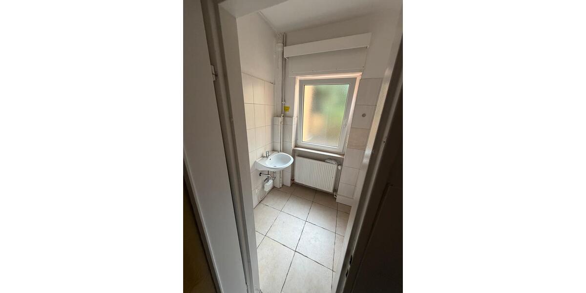 Erdgeschoßwohnung Frankfurt am Main West - 1 Zimmer, 20 m&sup2;, 750&euro; | Angebot:25718519