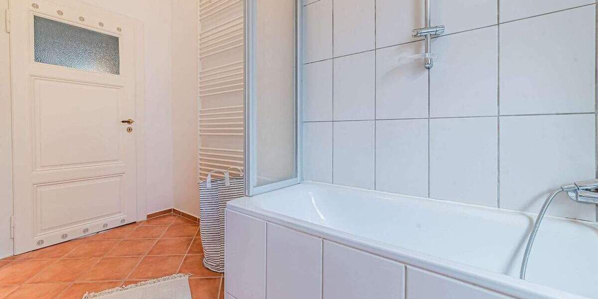 Etagenwohnung Frankfurt am Main Nordend-Ost - 2 Zimmer, 56 m&sup2;, 1.750&euro; | Angebot:25152308