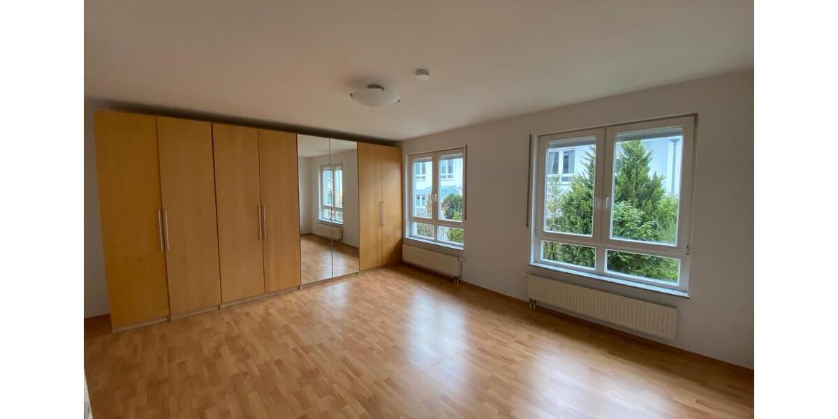 Reihenhaus Kelkheim (Taunus) - 5 Zimmer, 131 m&sup2;, 2.100&euro; | Angebot:24788876