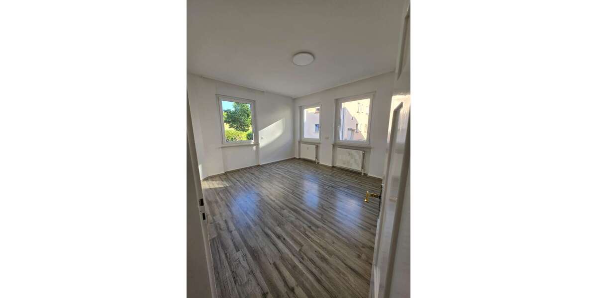 Etagenwohnung Hanau Großauheim - 3 Zimmer, 60 m&sup2;, 800&euro; | Angebot:26901471