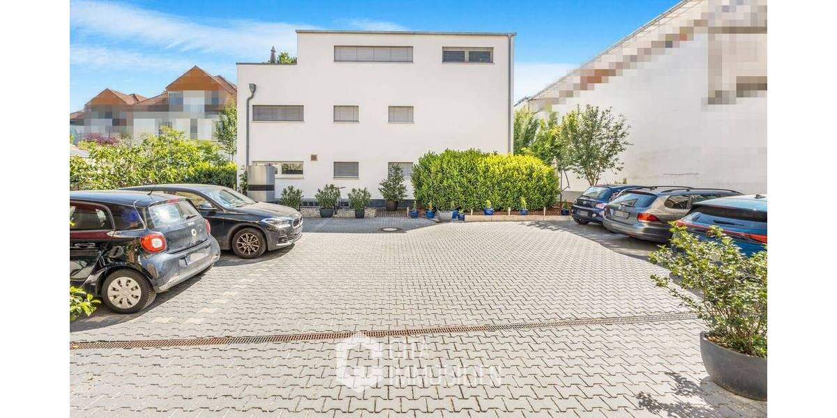 Neuwertiges Mehrfamilienhaus mit 4 Wohneinheiten in begehrter Lage Frankfurt-Preungesheim 7 zimmer