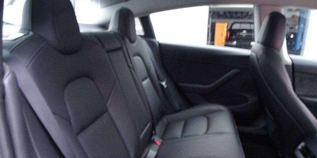 Tesla Model 3 Performance 38.031 km 31.490 &euro; Rodgau 63110