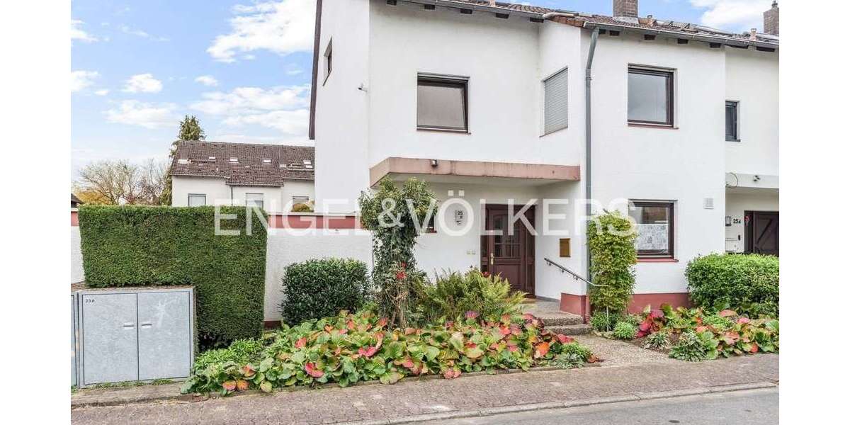 Haus zum Kaufen in Frankfurt am Main 670.000 € 157 m² 5 zimmer