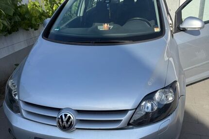 VW Golf 195.000 km 5.200 &euro; Griesheim 64347