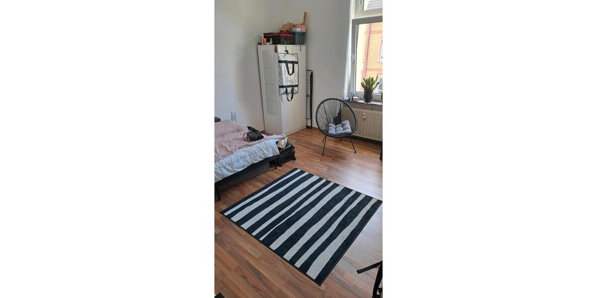 Etagenwohnung Frankfurt am Main Schwanheim - 3 Zimmer, 65 m&sup2;, 1.000&euro; | Angebot:26637455
