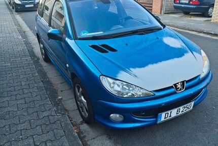 Peugeot 206 154.000 km 1.000 &euro; Babenhausen 64832