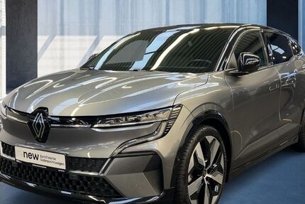 Renault Megane E-TECH 28.650 km 22.890 &euro; Frankfurt / Main 60314