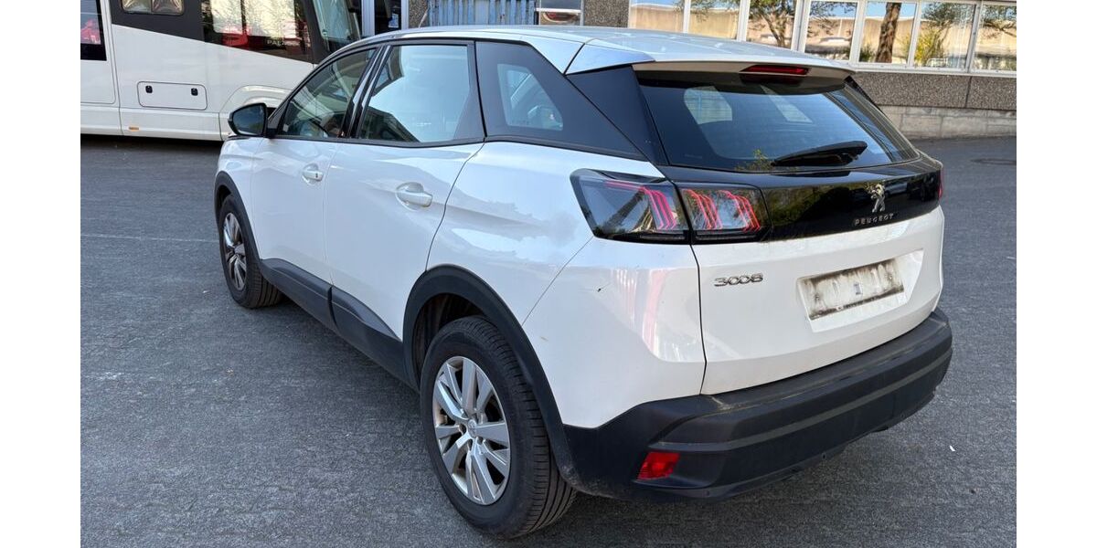 Peugeot 3008 169.813 km 12.376 &euro; Frankfurt am Main 60389