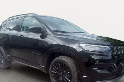 Jeep Compass 14.720 km 26.350 &euro; Oberursel (Taunus) OT Oberursel 61440