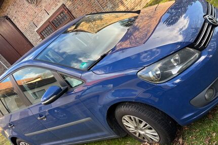 VW Touran 338.000 km 3.500 &euro; Frankfurt 65931