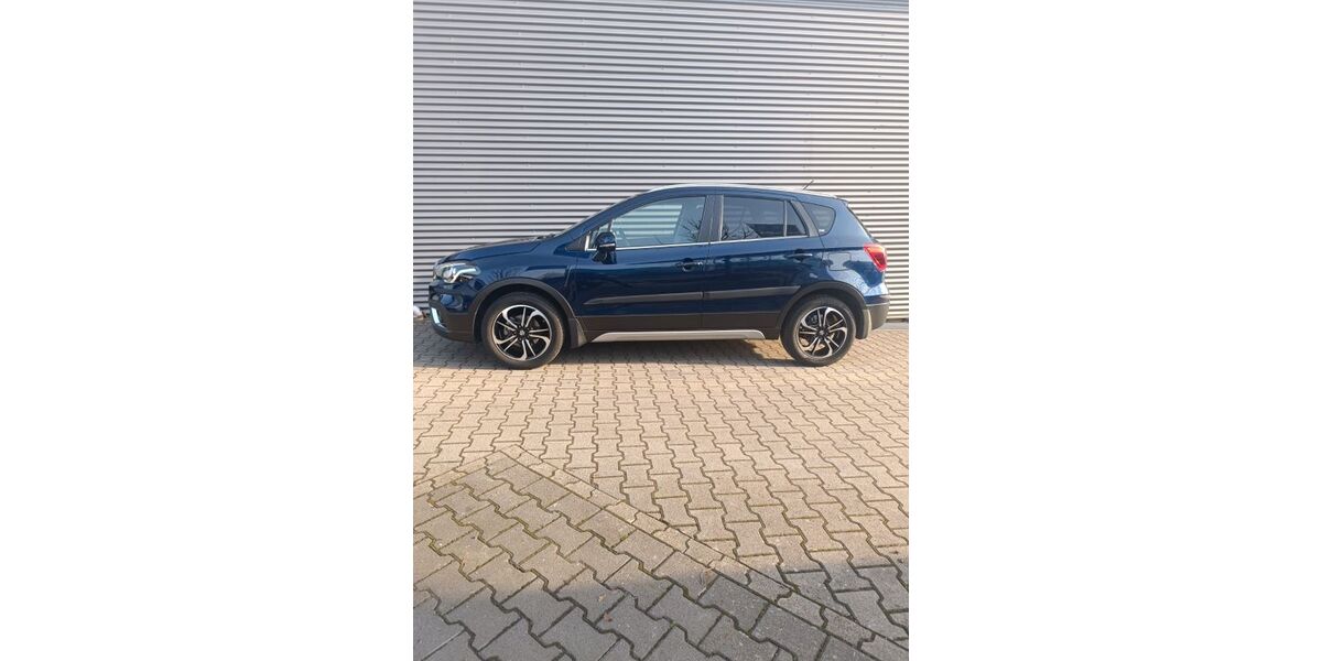 Suzuki (SX4) S-Cross 40.900 km 15.990 &euro; Oberursel 61440