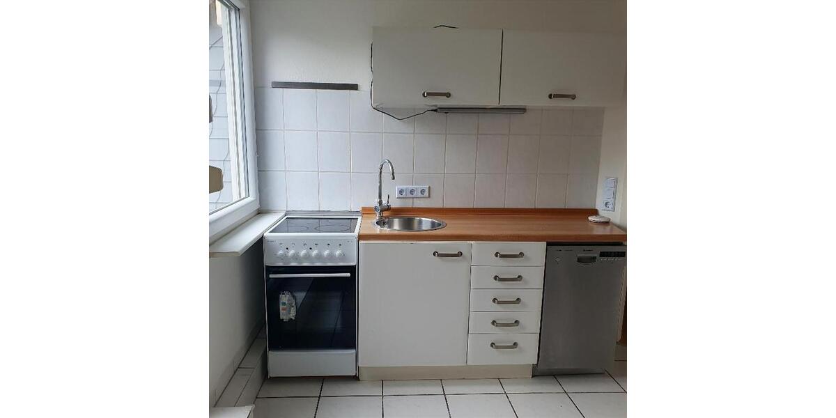 Frisch renovierte Maisonette-Wohnung in der Nähe vom Main und Baseler Platz 3 zimmer