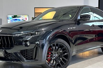 Maserati Levante 11.360 km 76.980 &euro; Rodgau-Weiskirchen/nähe Frankfurt am Main 63110