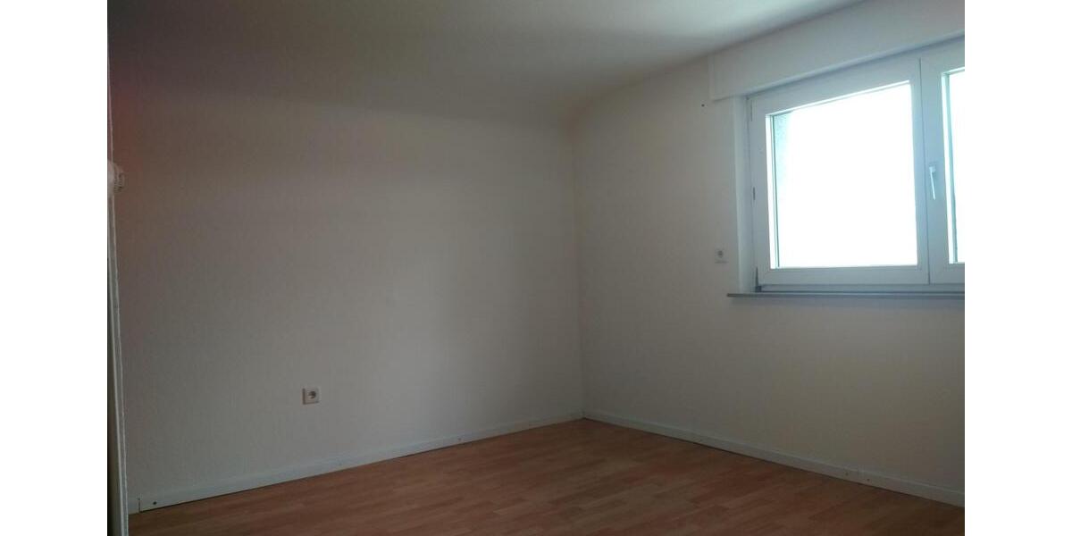 Dachgeschoßwohnung Alzenau - 2 Zimmer, 45 m&sup2;, 500&euro; | Angebot:25750711