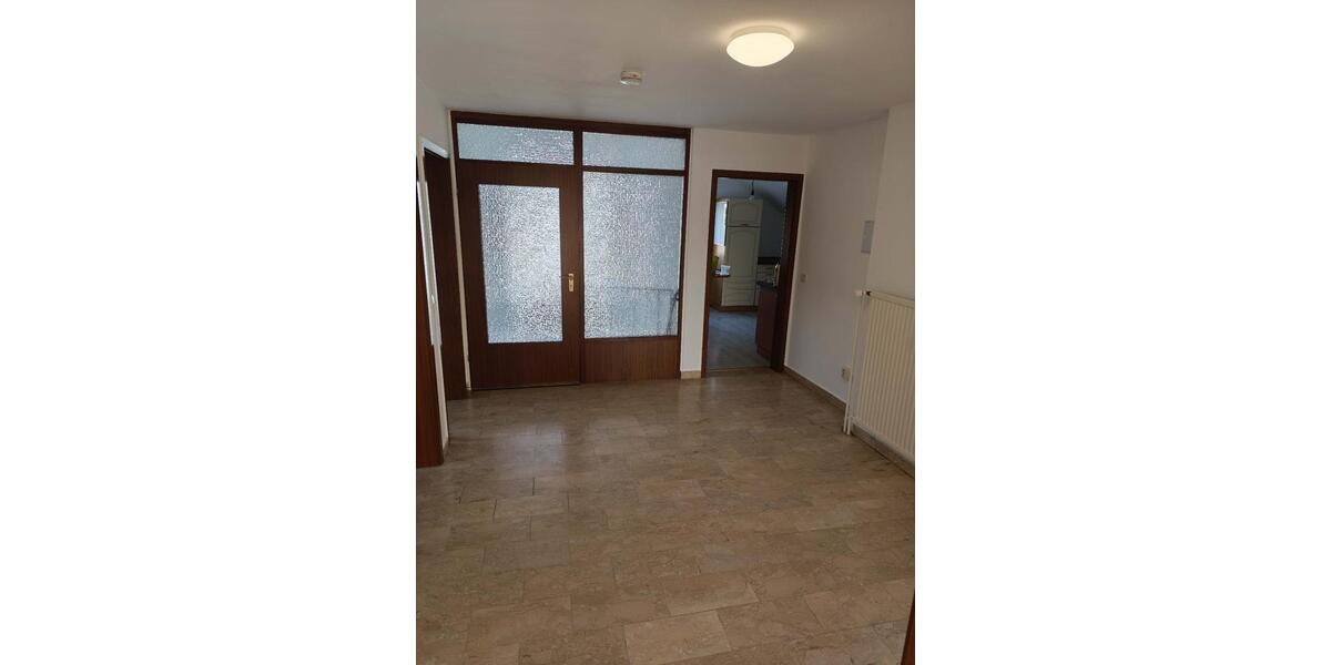 Dachgeschoßwohnung Seligenstadt - 3.5 Zimmer, 85 m&sup2;, 1.000&euro; | Angebot:25086646