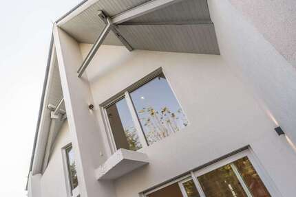 Haus zum Kaufen in Frankfurt 1.490.000 € 237 m² 7.5 zimmer