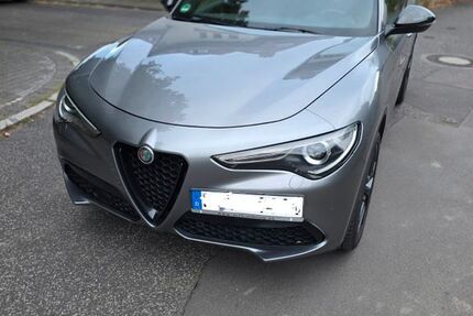 Alfa Romeo Stelvio 93.300 km 22.500 &euro; Frankfurt am Main 65929