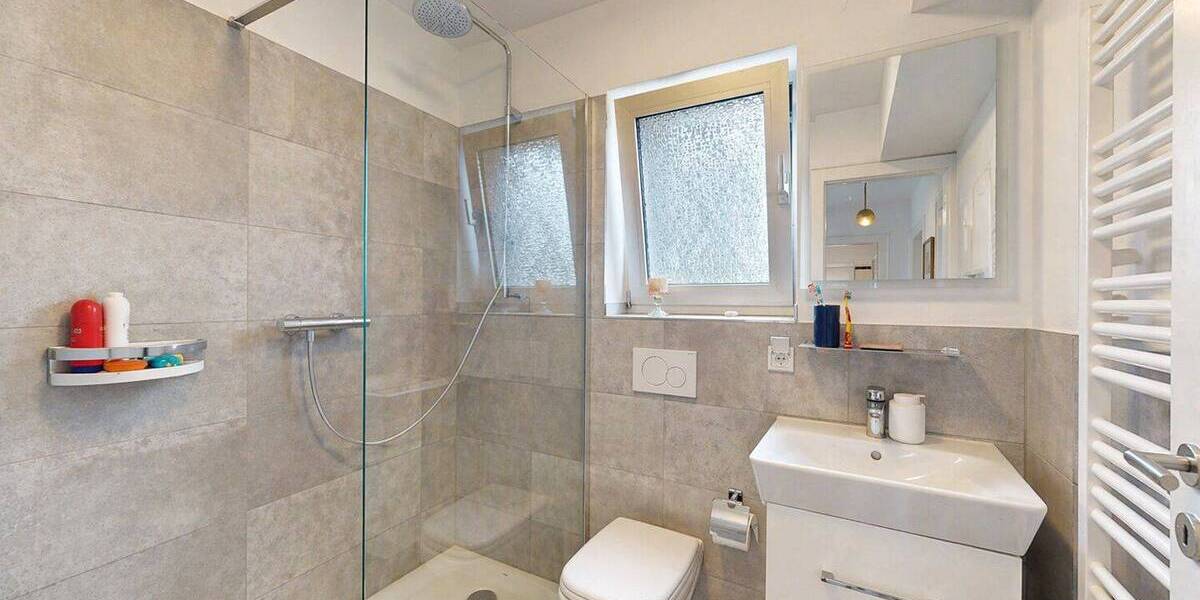 Doppelhaushälfte Frankfurt am Main Heddernheim - 6 Zimmer, 145 m&sup2;, 2.490&euro; | Angebot:26358518