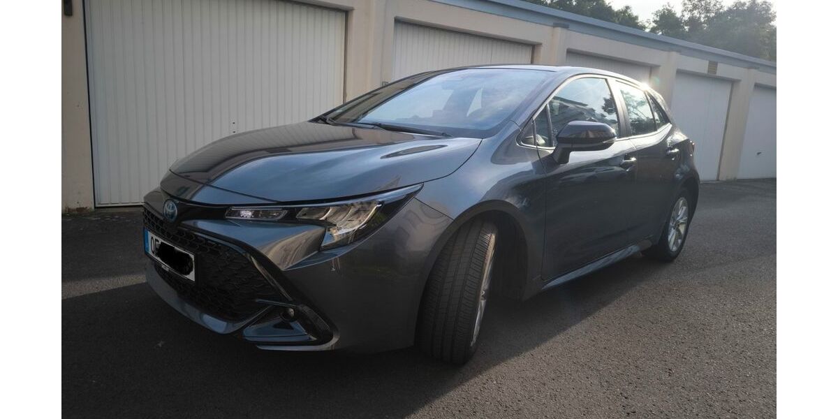 Toyota Corolla 9.461 km 26.990 &euro; Neu-Isenburg 63263