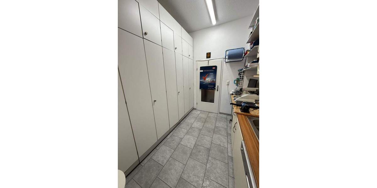 Gewerbeobjekt Frankfurt am Main Fechenheim - 1 Zimmer, 30 m&sup2;, 500&euro; | Angebot:25671169