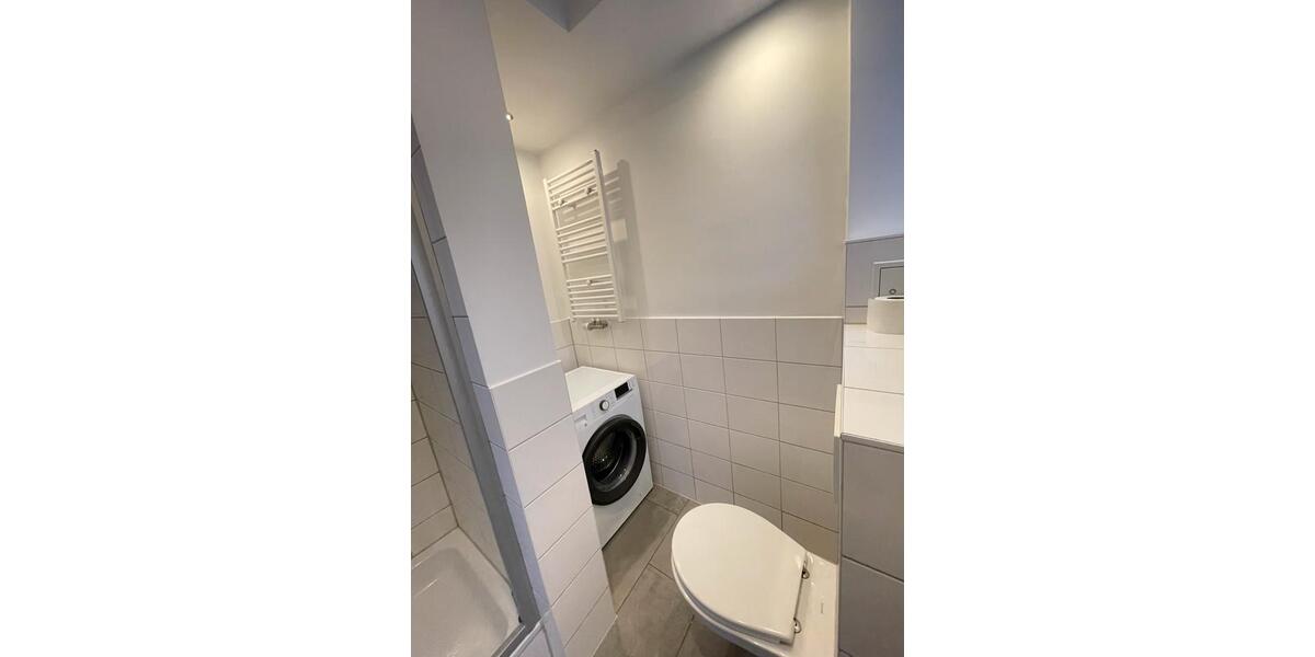 Sanierte 1-Zi Wohnung in zentraler Lage 1 zimmer