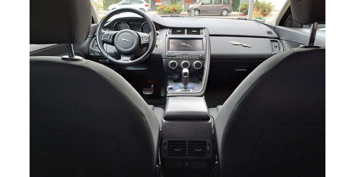 Jaguar E-Pace 103.950 km 23.750 &euro; Frankfurt am Main 60311