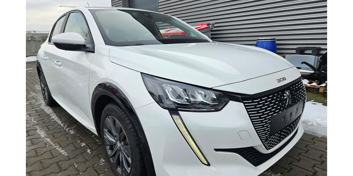 Peugeot 208 91.000 km 11.305 &euro; Kelkheim 65779