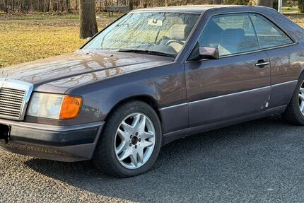 Mercedes-Benz E 300 256.000 km 5.500 &euro; Kelkheim 65779